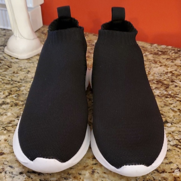 Steve Madden Fast Leather Sock Shoe - Picture 2 of 6